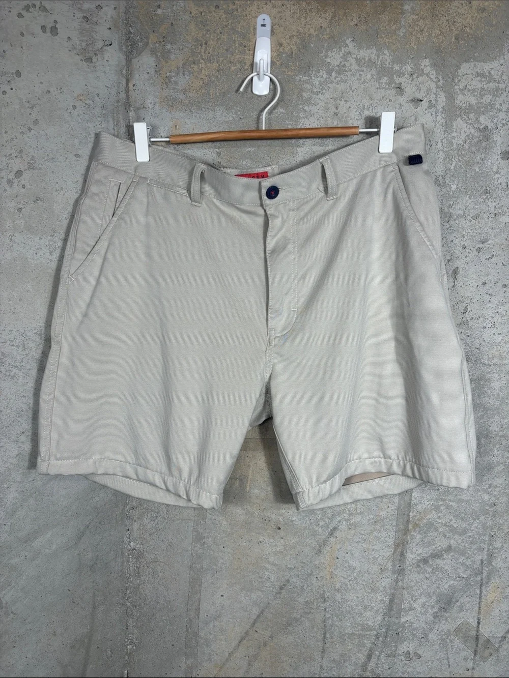 Halsey 44 Shorts  Beige Golf Performance Breakwater Sport Shorts